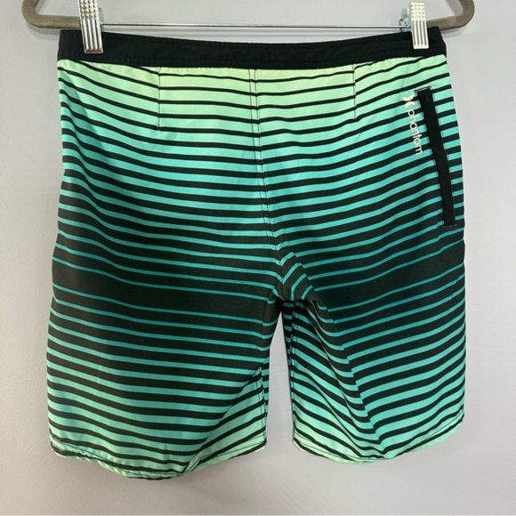 Youth size Hurley phantom swim trunks - Picture 6 of 10